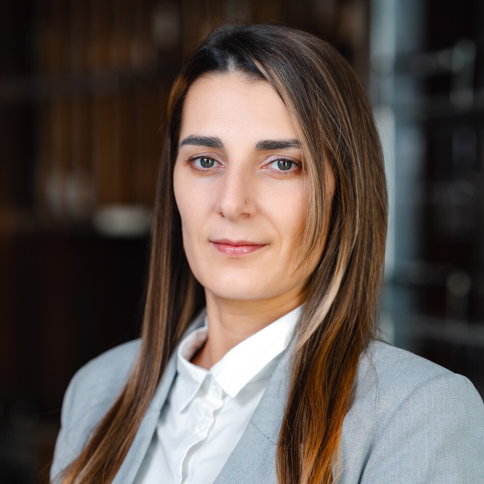 Муродова Эмилия